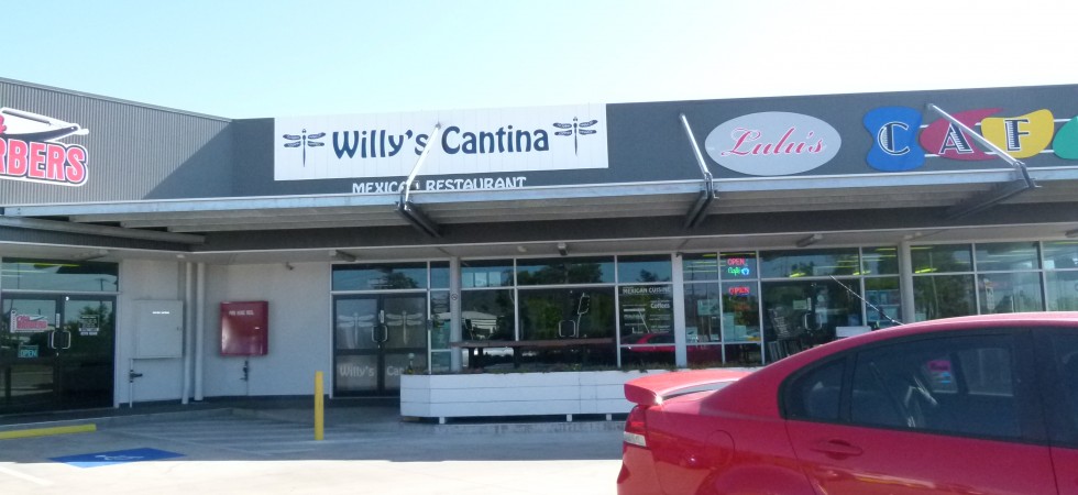 1 Willys Cantina