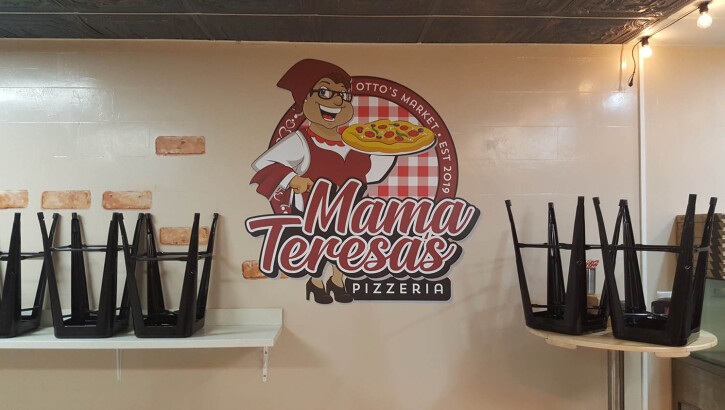 mama-teresas-4