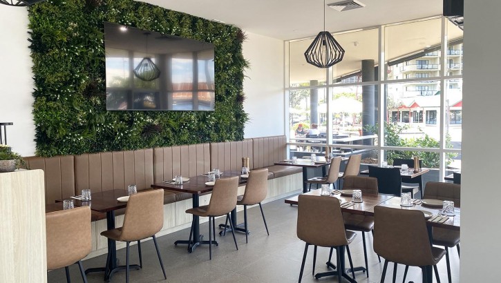 townsville-pizzeria-bar-grill-5