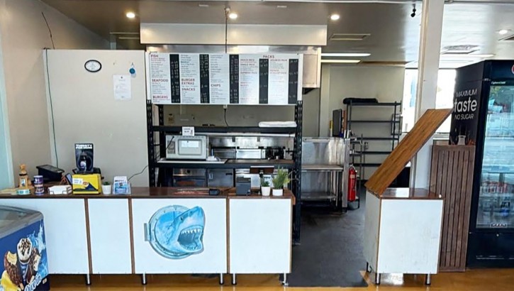 fish-stop-douglas-2